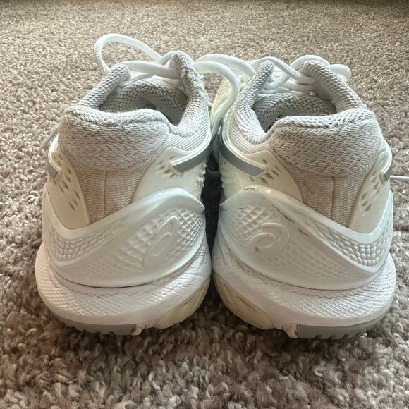 ASICS Gel Resolution White/Silver Tennis Shoes- 8.5 - Picture 4 of 7